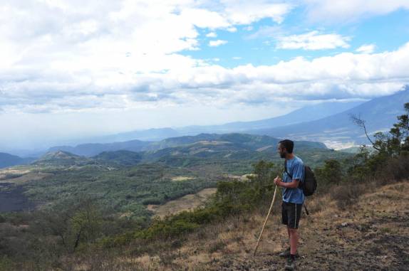 Início da caminhada no vulcão Pacaya, próximo à Antigua, na Guatemala